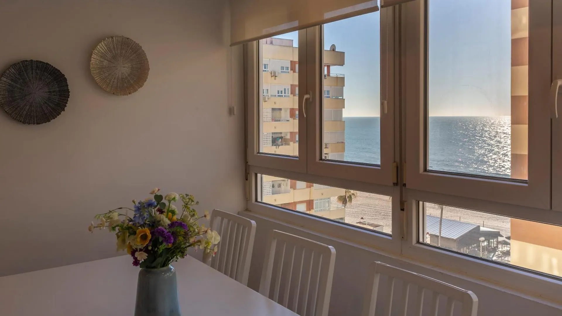 Apartment Casa Ros-Playa Free Parking By Cadiz4Rentals